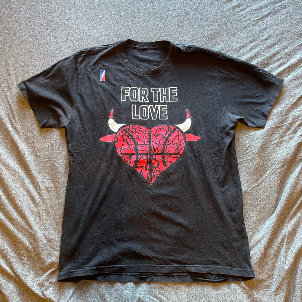 Vintage Chicago basketball Graphic Tee